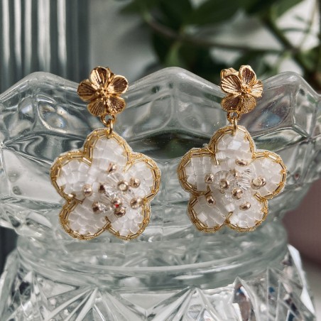 Boucles d'oreilles or, Fleur de satin